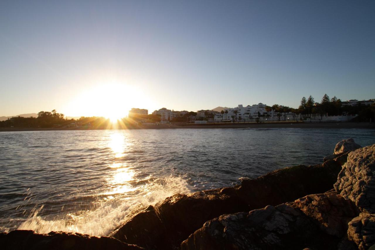 Marbella Banus Suites Экстерьер фото