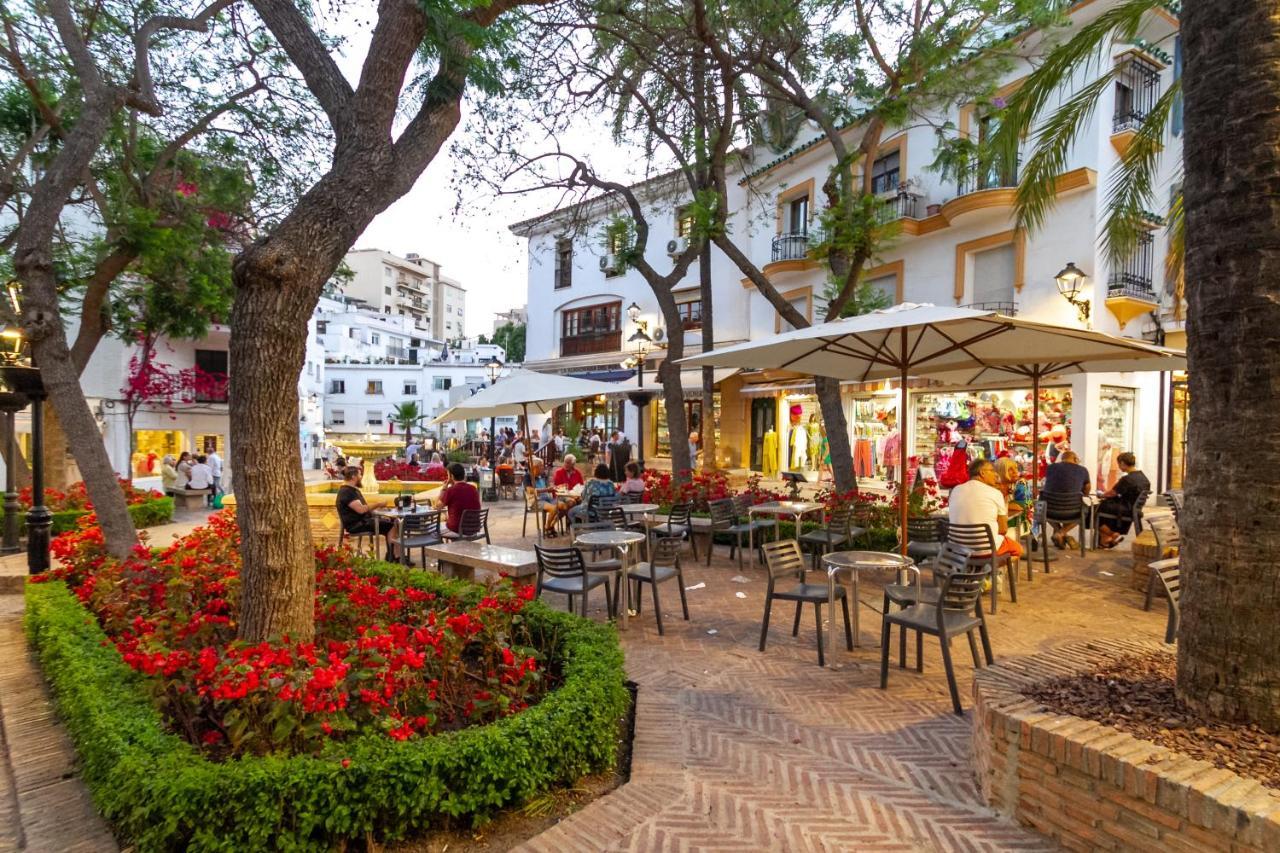 Marbella Banus Suites Экстерьер фото