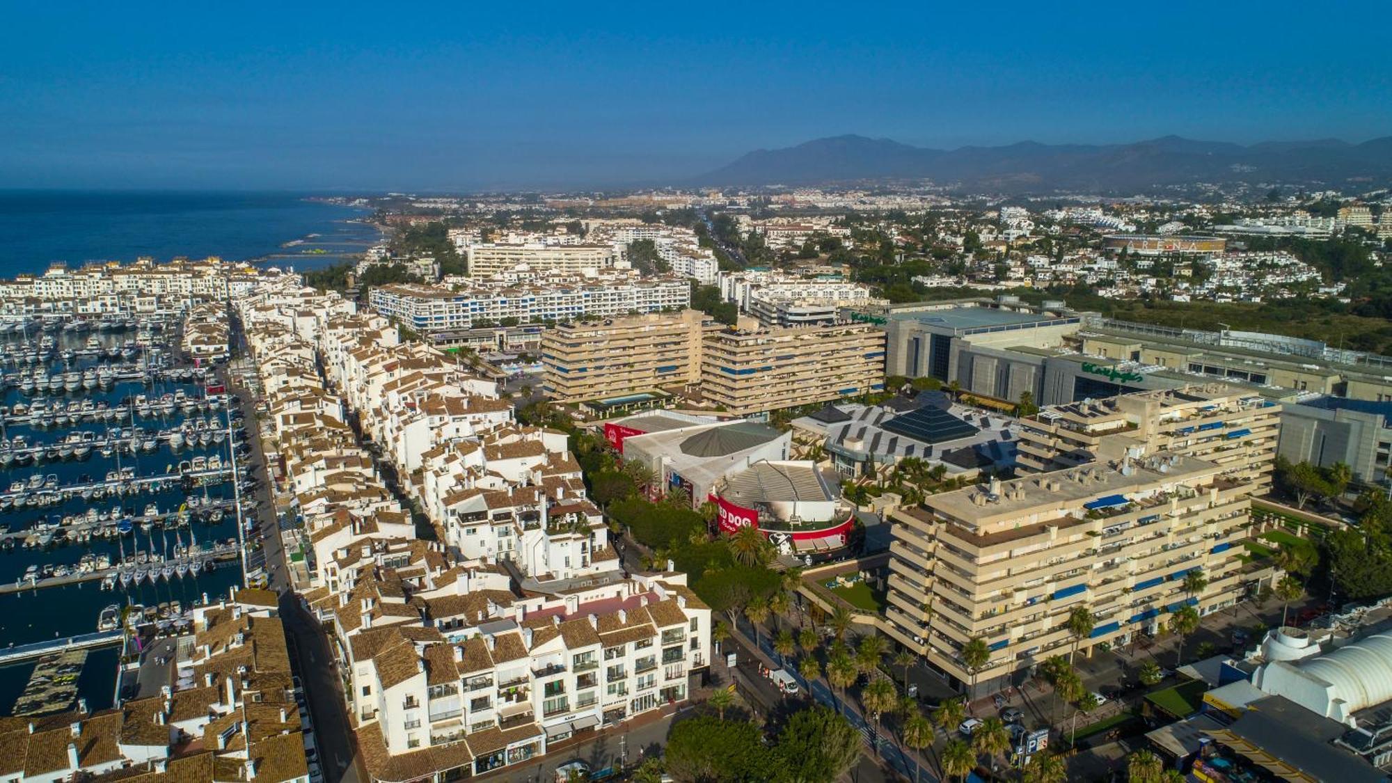 Marbella Banus Suites Экстерьер фото